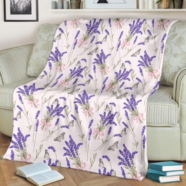 Lavender Floral Print Pattern Blanket
